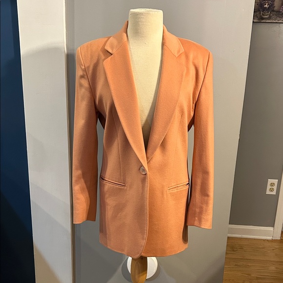 henri bendel Jackets & Blazers - Women's cashmere coral pink Henri Bendel vintage blazer size 10 made in Italy